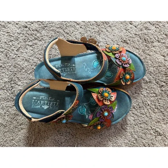 L'Artiste by Spring Step blue leather wedge sandals with flower cutouts EU38 - Picture 2 of 5